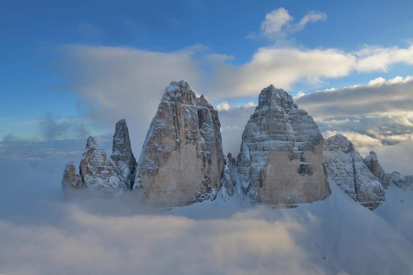 Dolomites — Drei Zinnen Tre Cime di Lavaredo Dolomites