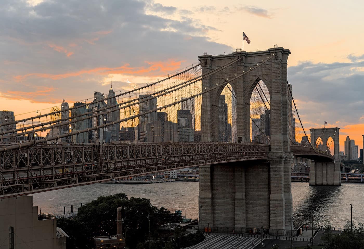 New York — Brooklyn Bridge from 60 water