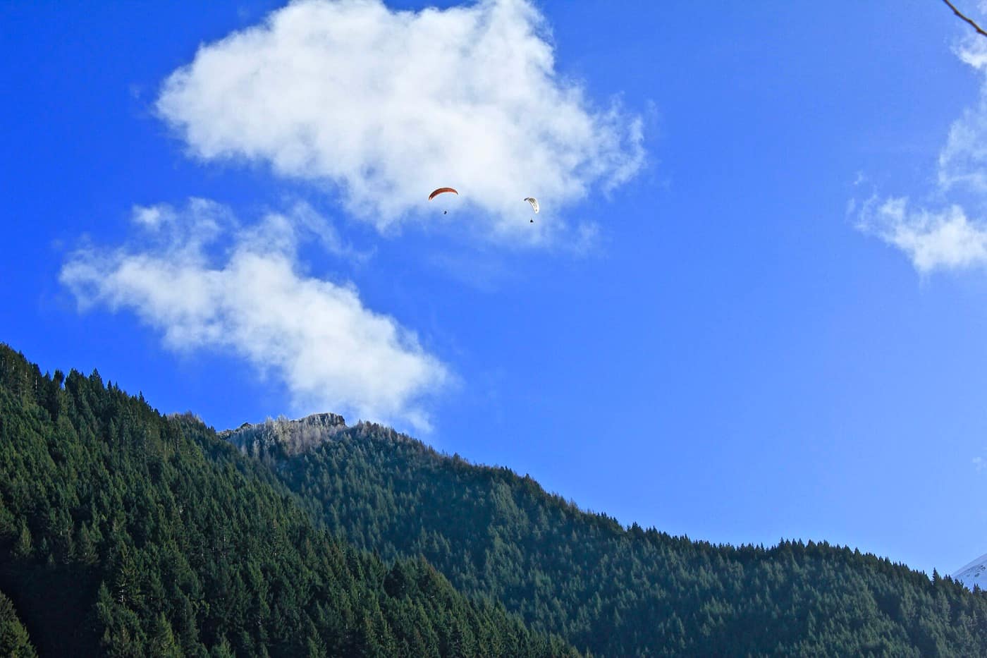 Queenstown — Queenstown, New Zealand (Unsplash PFt8IA323jw)