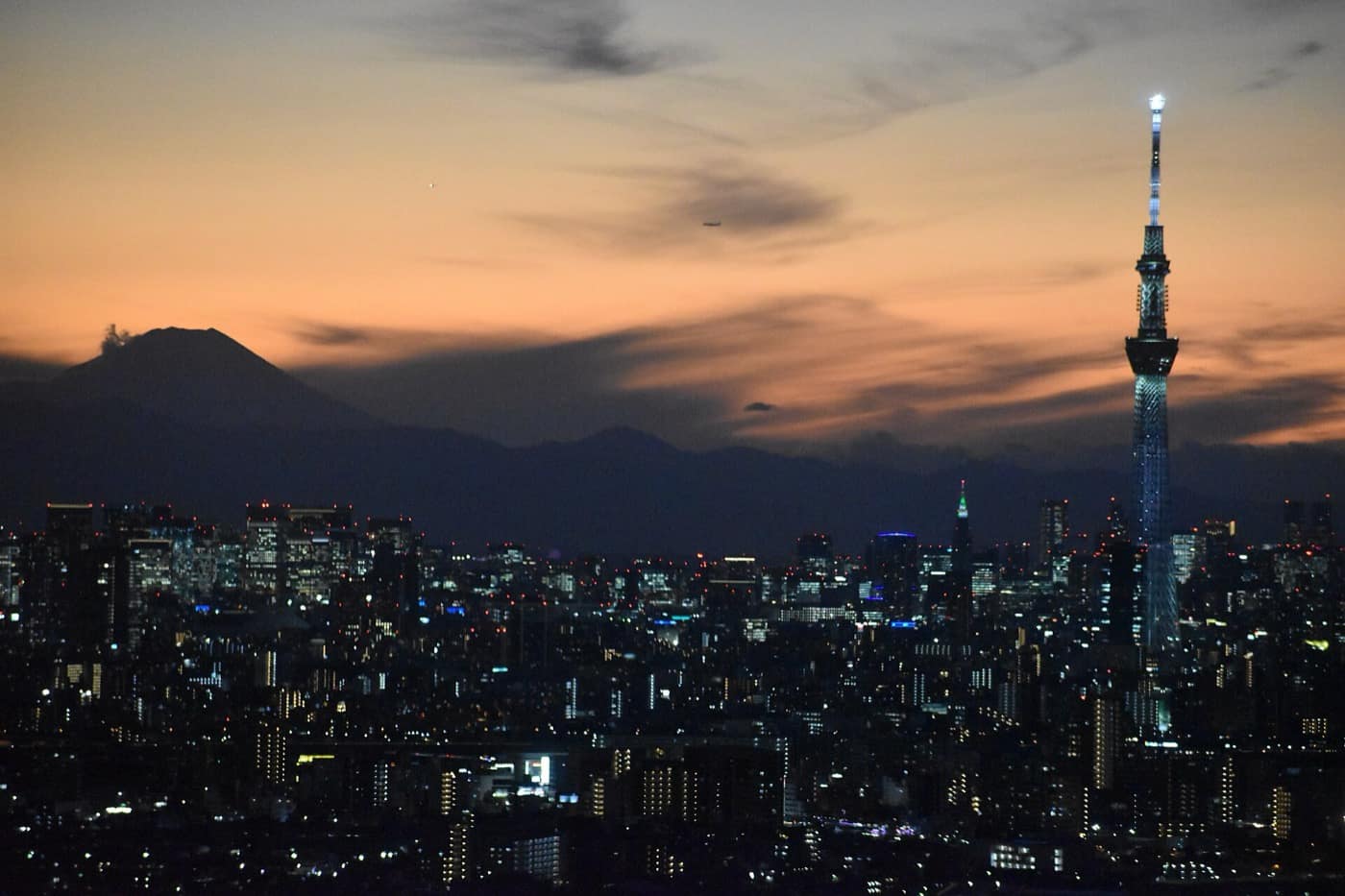Tokyo — Tokyo - Sunset Skyline
