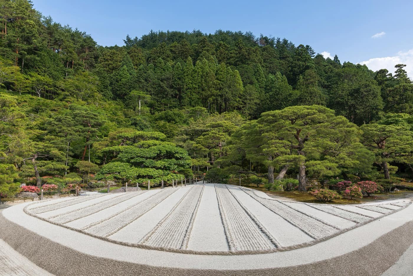 Kyoto — Dry-sand Zen garden made of beige stripes a sunny day at Higashiyama Jisho-ji Buddhist temple Ginkaku-ji Kyoto Japan