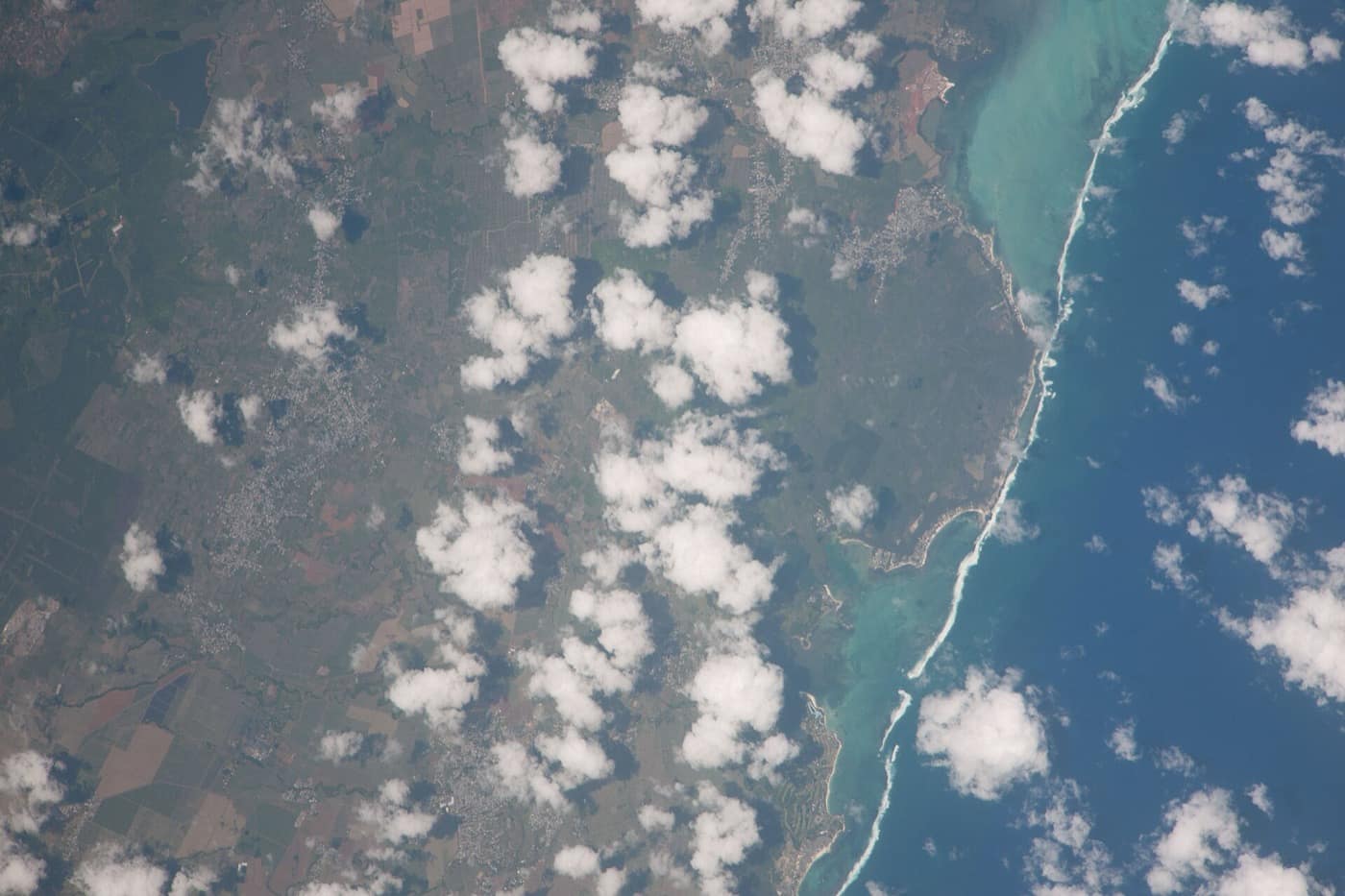 Île Maurice — ISS038-E-20726 - View of Mauritius